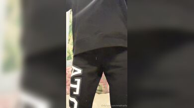 Mia Khalifa, Hot Arab Girl Teasing Her Bikini Vlog Onlyfans Video Leaked