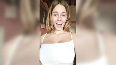 Anna Malygon, Teasing Her Nipples And Pussy Onlyfans Video Leaked