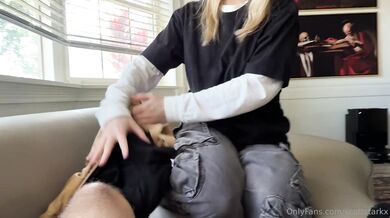 Abbie Sykes, Scottstarkx, Tomboy Best Friend Proves Shes Not Lesbian Onlyfans Video Leaked