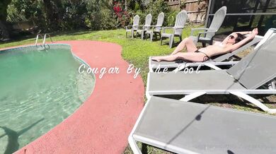 Suzanne holly - Cougar by the pool
