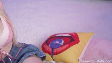 Bunnydollstella, Blonde Teen Feet Sucking And Masturbation Onlyfans Video Leaked