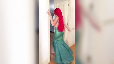 Zoeydigiacomo, Fingering Masturbation In Her Mermaid Outfit Onlyfans Video Leaked