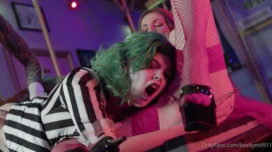 Beckymill911, Misslyallxxx, Deanvandamexxx, Beetlejuice Cosplay Two Hot Chicks Anal Fucking A Big Cock Onlyfans Video Leaked