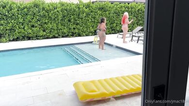 Trixi Brooks, Raven Thick, Jmac, Two Thicc Sluts Fucking Bwc In Pool Onlyfans Video Leaked