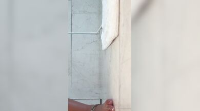 Mia Khalifa, Arab Model Lotioned Up And Feet Tease Onlyfans Video Leaked