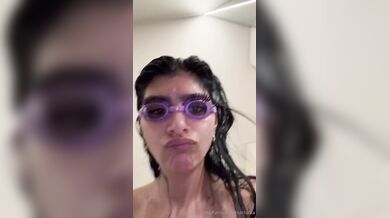 Mia Khalifa, Arab Babe With Big Tits In The Bathroom Onlyfans Video Leaked