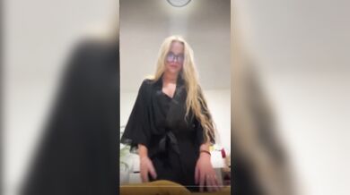 Julia Filippo, Blonde Babe Sexy Lingerie Riding Tease Onlyfans Video Leaked