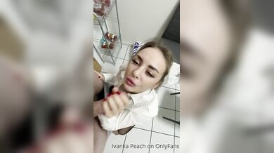 Ivanka Peach, Catching The Secretary Masturbating During Work Onlyfans Video Leaked