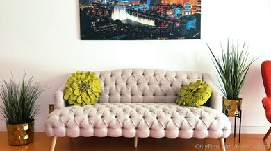 Decayraee, Short Haired Slut Receiving Bbc Cumshot Onlyfans Video Leaked