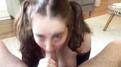 Savannah Parker, Getting An Explosive Facial From Bwc Onlyfans Video Leaked