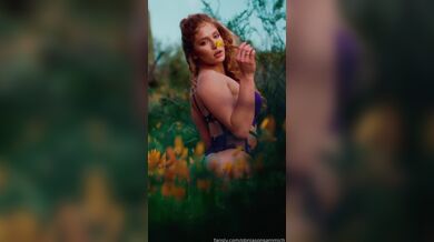 Pbnjasonsammich, Soula Rouge, Hot Milf Teasing Her Fit Body In The Wild Onlyfans Video Leaked