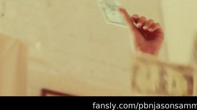 Pbnjasonsammich, Skye Raining Money All Over Bed Onlyfans Video Leaked