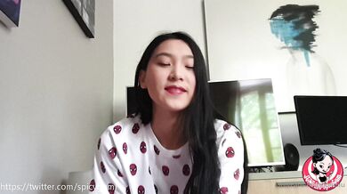 June Liu, Morning Facial From Western Boyfriend Onlyfans Video Leaked