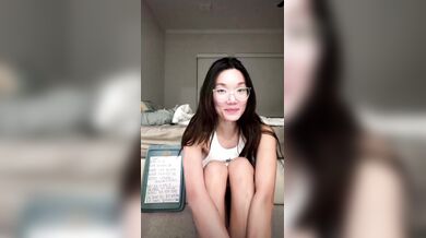 Asianmochi, Amateur Asian Babe Livestream Masturbation Onlyfans Video Leaked