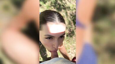 Caryn Beaumont, Peeing And Blowjob In The Park Onlyfans Video Leaked