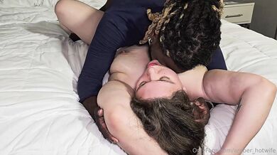 Amber_Hotwife, I Use My Husband As a Pillow While BBC Pounds Me Deep Onlyfans Video Leaked