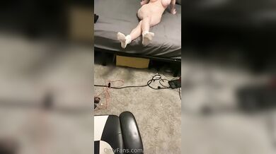 Bigyiddies70 - Amateur purple head Snowbunny