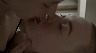 Miss Flora, Naomi Sage, Two Fit Gym Babes Lesbian Play Onlyfans Video Leaked