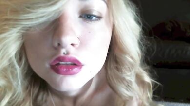 Lily Ivy, Sexy Striptease On Her Webcam Show Onlyfans Video Leaked