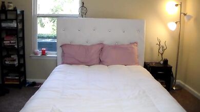 Lily Ivy, Sexy Lingerie Masturbation Climax Before Bed Onlyfans Video Leaked