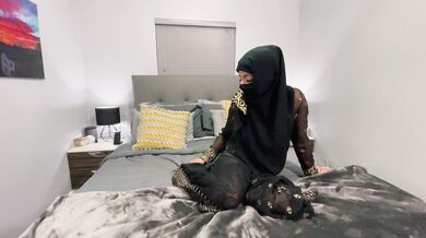 Aaliyah Yasin, Hijabi Babe Face Reveal And Facialized Onlyfans Video Leaked