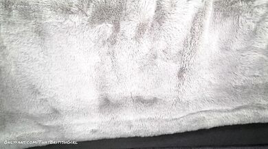 Aaliyah Yasin, Pussy Rubbing Masturbation In Her New Sari Onlyfans Video Leaked