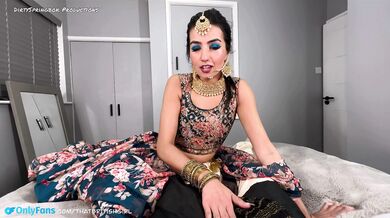 Aaliyah Yasin, Dirtyspringbok, British Indian Slut In Sari Enjoying A Hot Load Onlyfans Video Leaked