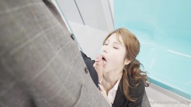 Yui Xin, Office Beauty Getting Fucked On The Last Metro Home Onlyfans Video Leaked