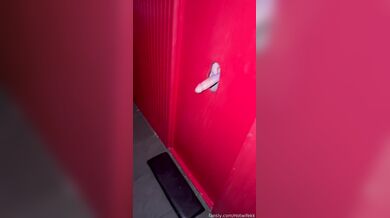 Hotwifekk, Pregnant Wife Getting Fucked By 10 Guys At A Gloryhole Onlyfans Video Leaked