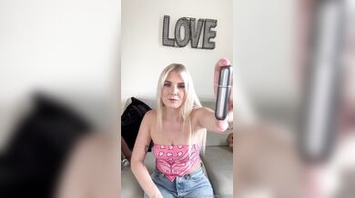 Emily Walters, Introducing Her Favourite Big Dildo Onlyfans Video Leaked