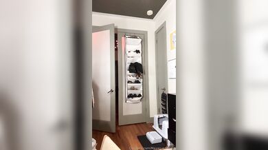 Maya Rue, Big Dildo Masturbation And Orgasm Onlyfans Video Leaked