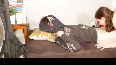 Maya Rue, Getting Creampied By Boyfriend On Livestream Onlyfans Video Leaked