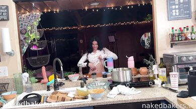 Naked Bakers, Ellie James, Group Peeing On Ellies Tits Onlyfans Video Leaked