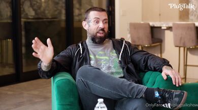 Plugtalk, Cyberdollsnack, Thicc Slut Ffm Threesome With Latina Couple Onlyfans Video Leaked