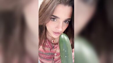 Arikytsya, Huge Cucumber With Condom Masturbation Onlyfans Video Leaked