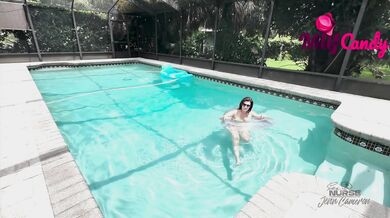 Jenn Cameron, Pool Loving Milf Gets Creampied Onlyfans Video Leaked