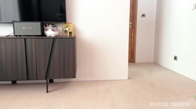 Sweetie Fox, Redhead Pizza Delivery Girl Gets Big Dick As Payment Onlyfans Video Leaked