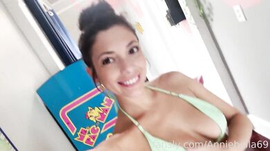 Anniebella69, Pissing In A Airbnb Game Room Onlyfans Video Leaked