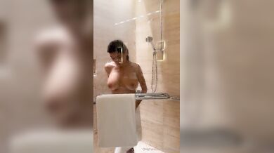 Mia Khalifa, Arab Model Getting Ready For Date Night Onlyfans Video Leaked