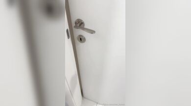 Zoe_Lovee, Getting Creampied In Her Red Lingerie Onlyfans Video Leaked