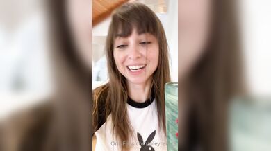 Riley Reid, Dancing In Her Playboy T-Shirt Onlyfans Video Leaked