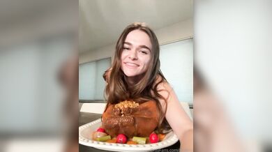 Megnutt02, Naked Teasing With Her Turkey Onlyfans Video Leaked