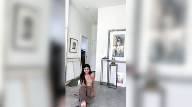 Mia Khalifa, Nipple Pasties And Lingerie Try-On-Haul Onlyfans Video Leaked