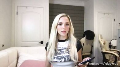 Abby Rao, Blonde Beauty Teasing Her Perfect Tits On Livestream Onlyfans Video Leaked
