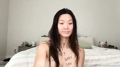 Lucy Mochi, Asian Camgirl Riding Her White Boyfriend Onlyfans Video Leaked