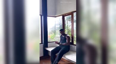 Mike Williams × Rikako Katayama