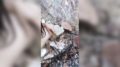 Ashley DD AKA MissDreamzxxx - Outdoor Pissing