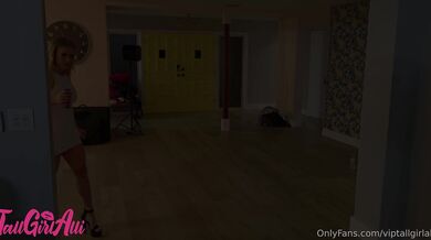 Tallgirlalli, Lucky Husband Gets To Creampie Wifes Bestfriend Onlyfans Video Leaked