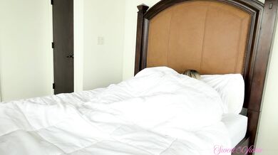 Sweet Vickie × DFWKnight - Getting filled right when i wake-up