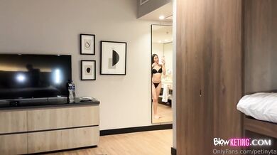 Petinyta, Horny Teen Fucking A Sloppy Big Cock Onlyfans Video Leaked